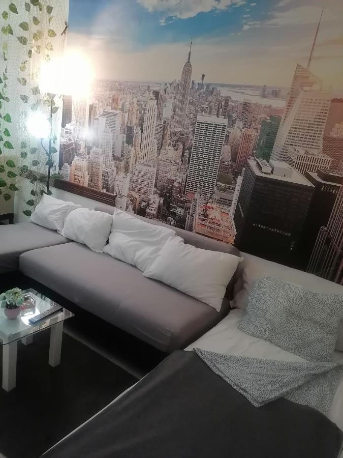 Low Cost Apartment Belgrado Esterno foto